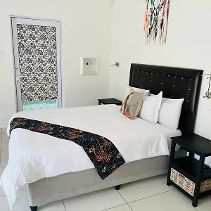 Bed & Breakfast African Haven, Cape Town